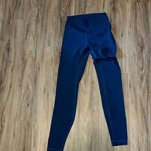 Lululemon wunder under size 6